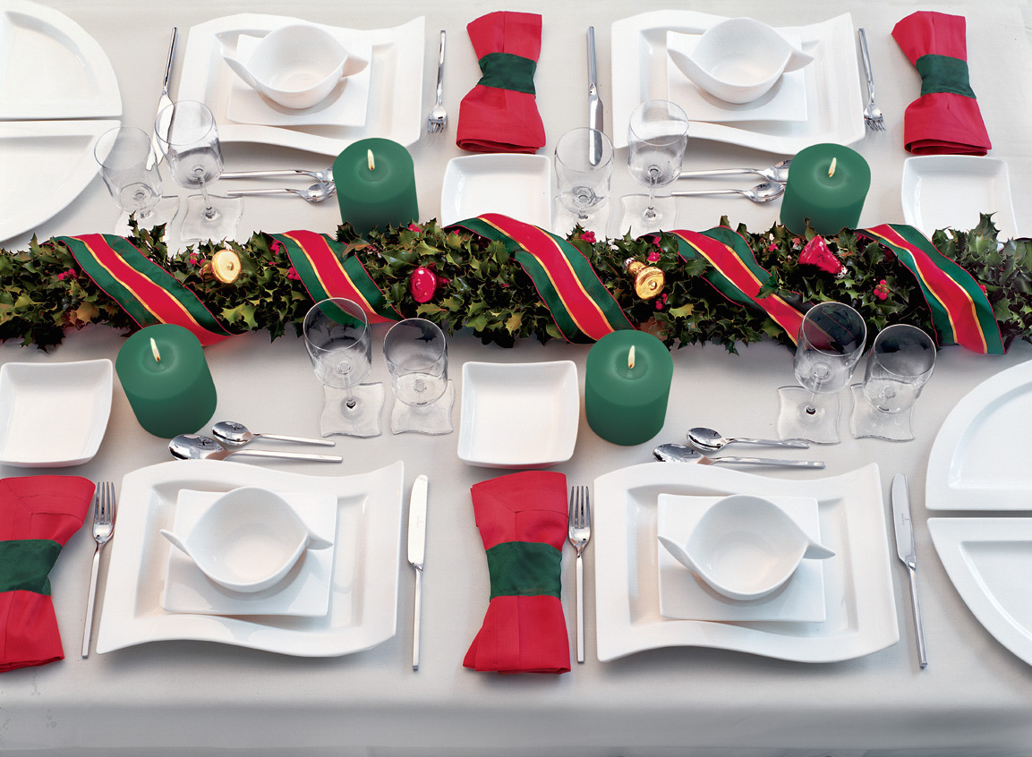 Christmas inspired dining table. 